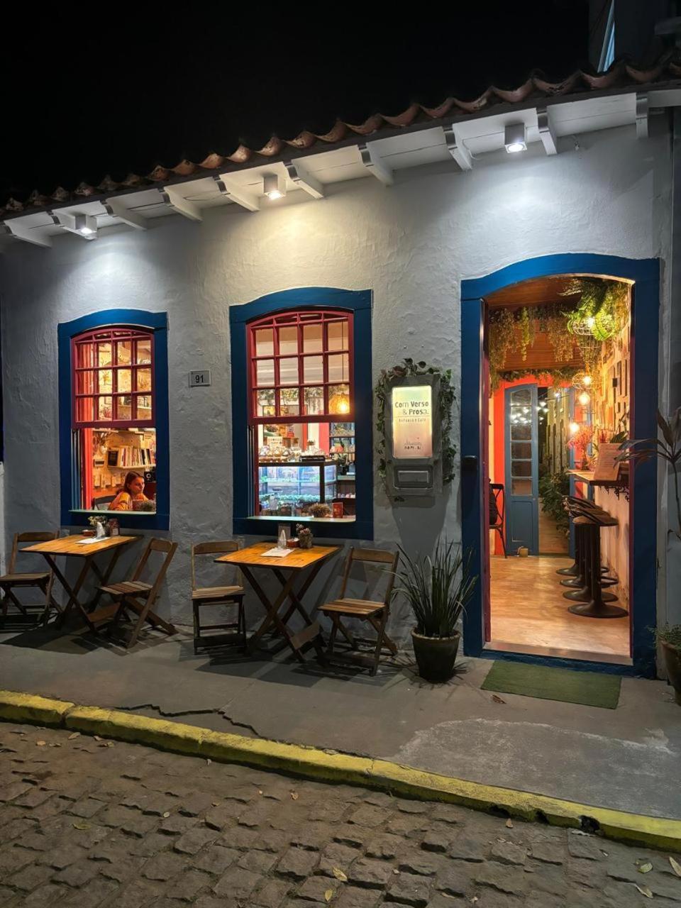 Com Verso E Prosa Repouso E Cafe Parati Exterior foto