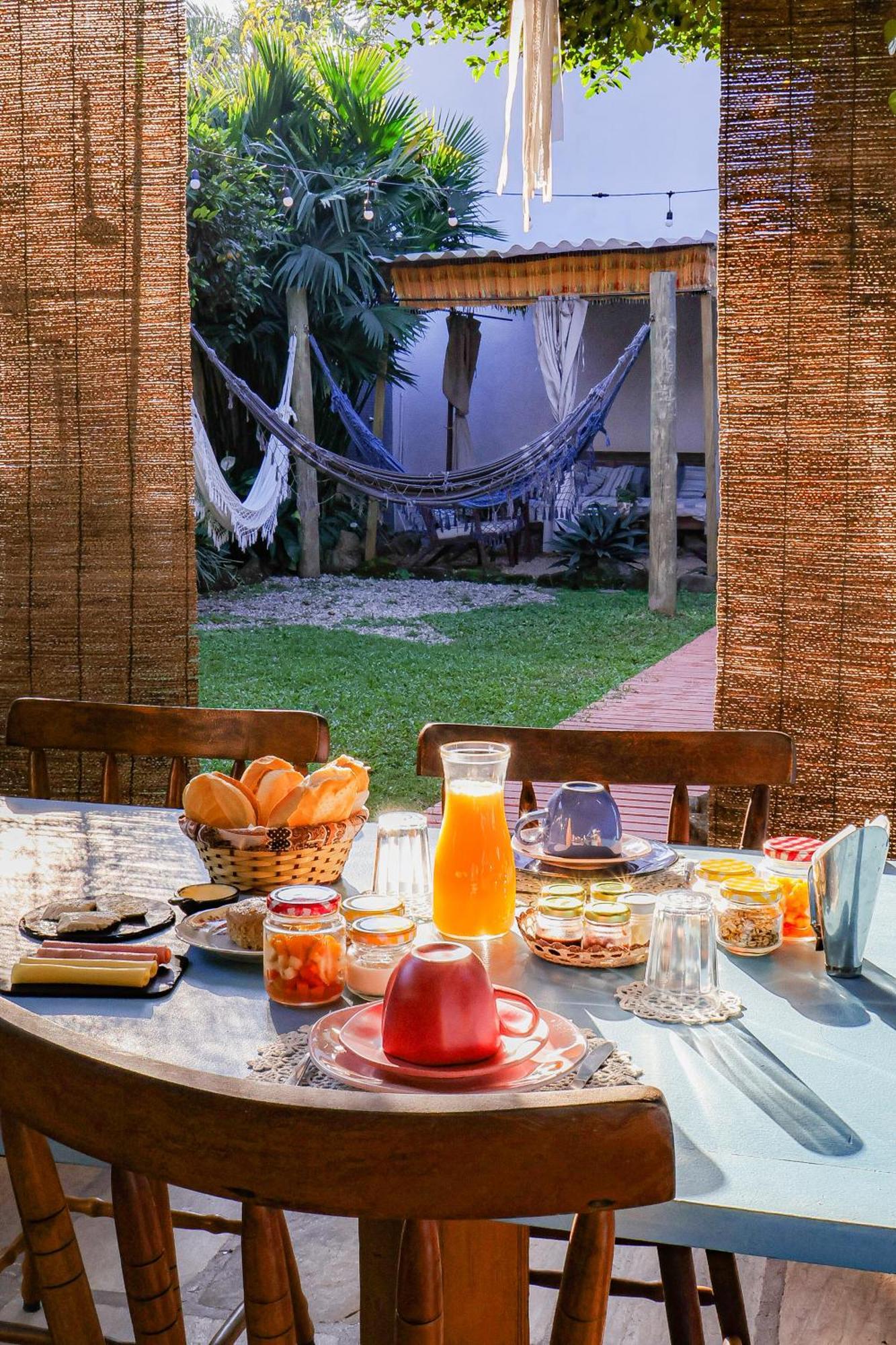 Com Verso E Prosa Repouso E Cafe Parati Exterior foto