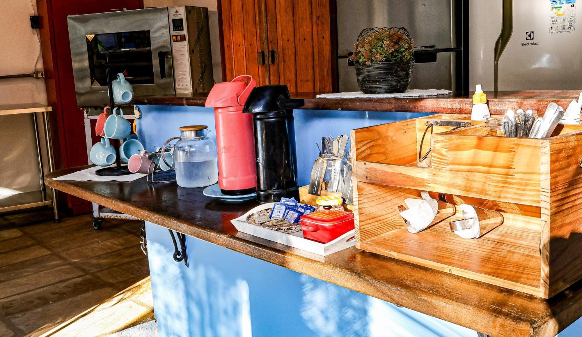 Com Verso E Prosa Repouso E Cafe Parati Exterior foto