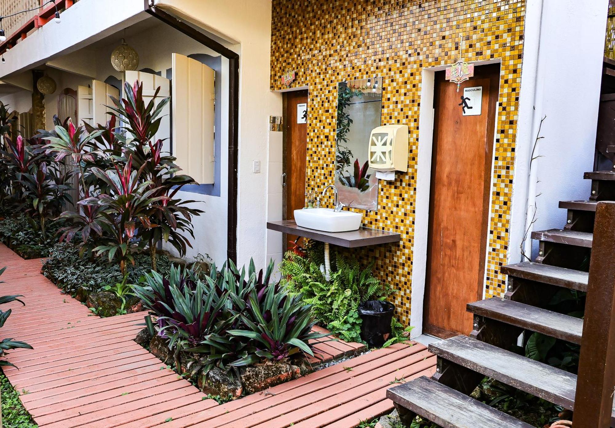 Com Verso E Prosa Repouso E Cafe Parati Exterior foto